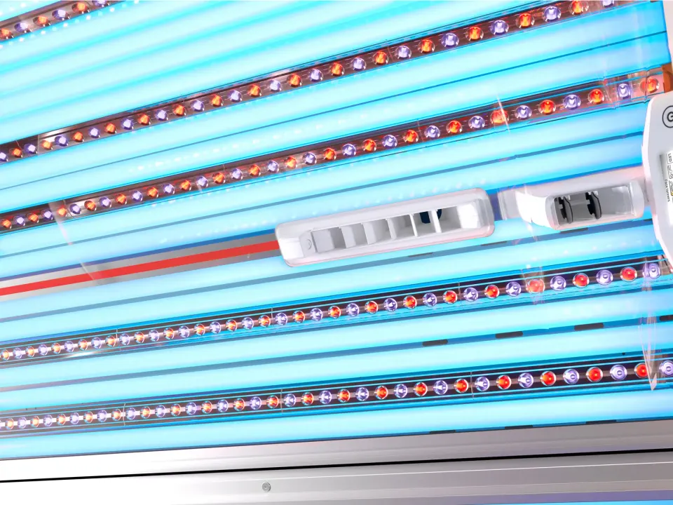 Strips of UV-A and red LED boosters running between the Jewel's canopy tubes