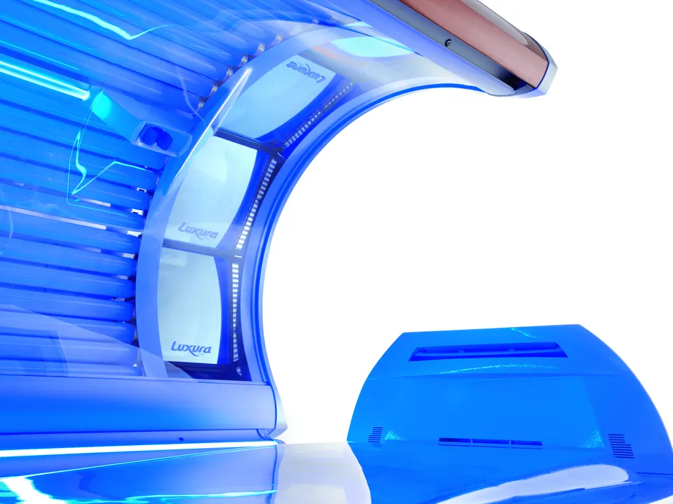 The X7's face tanners glowing blue in the raised canopy